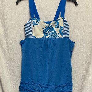 Lululemon Restless White/Blue 2 in 1 Tank Size 8